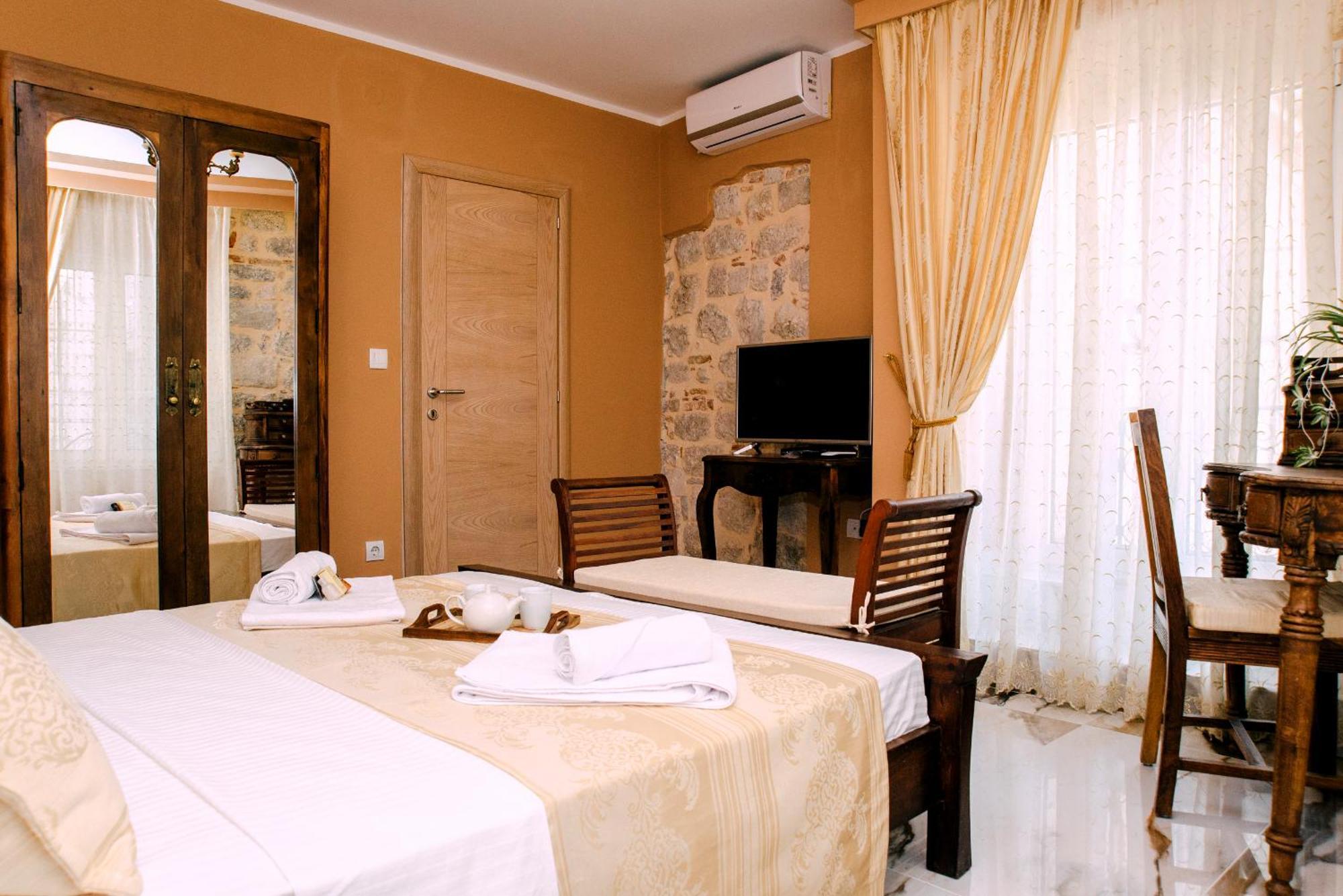 D & Sons Apartments Kotor Oda fotoğraf
